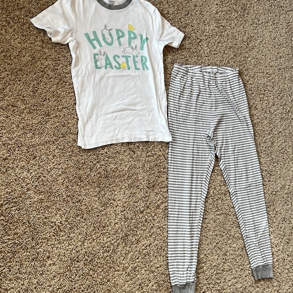 LIKE NEW Carter’s Adult Unisex Size M “Hoppy Easter” 2-piece graphic PJ Set!! - Picture 2 of 8